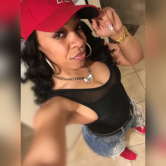 Meet your Posher, Kecia - Picture 1 of 1